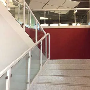 stair rail glass 01