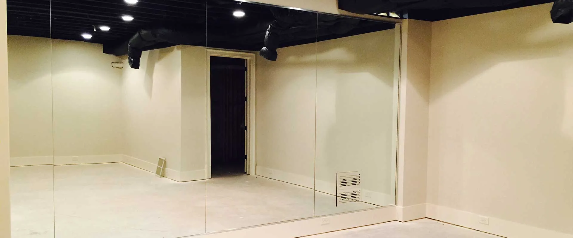 Mirrored Walls near North Metro Atlanta